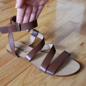 Splendid Ankle strap leather flats sandals Sz 8